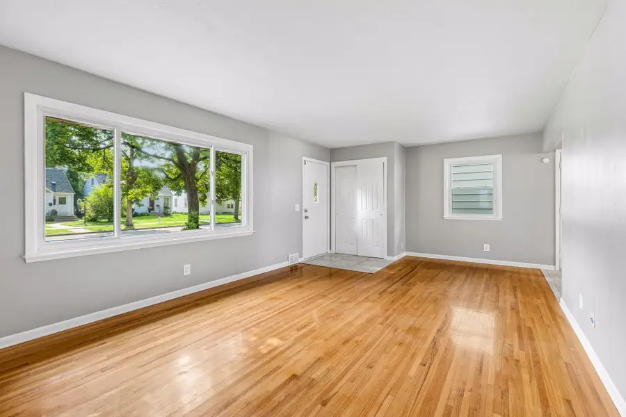 3845 Vera Cruz Avenue N, Robbinsdale, MN 55422 - #3