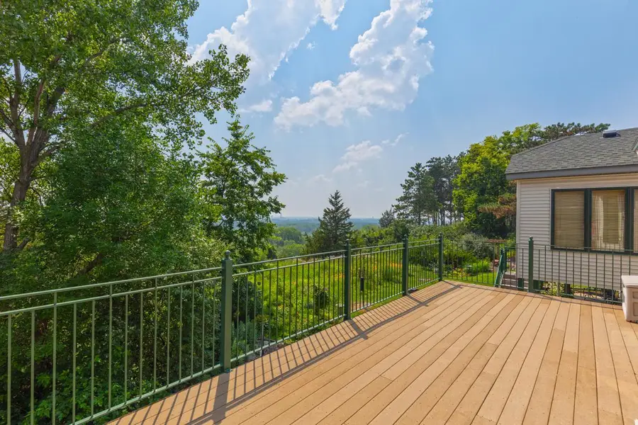 10471 Spyglass Drive, Eden Prairie, MN 55347 - #2