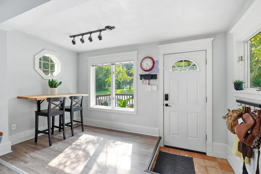 332 Duke Street, Saint Paul, MN 55102 - #2