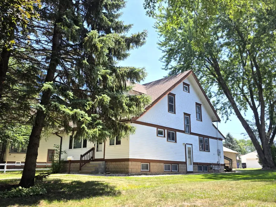 615 7th Street, Kenyon, MN 55946 - #3