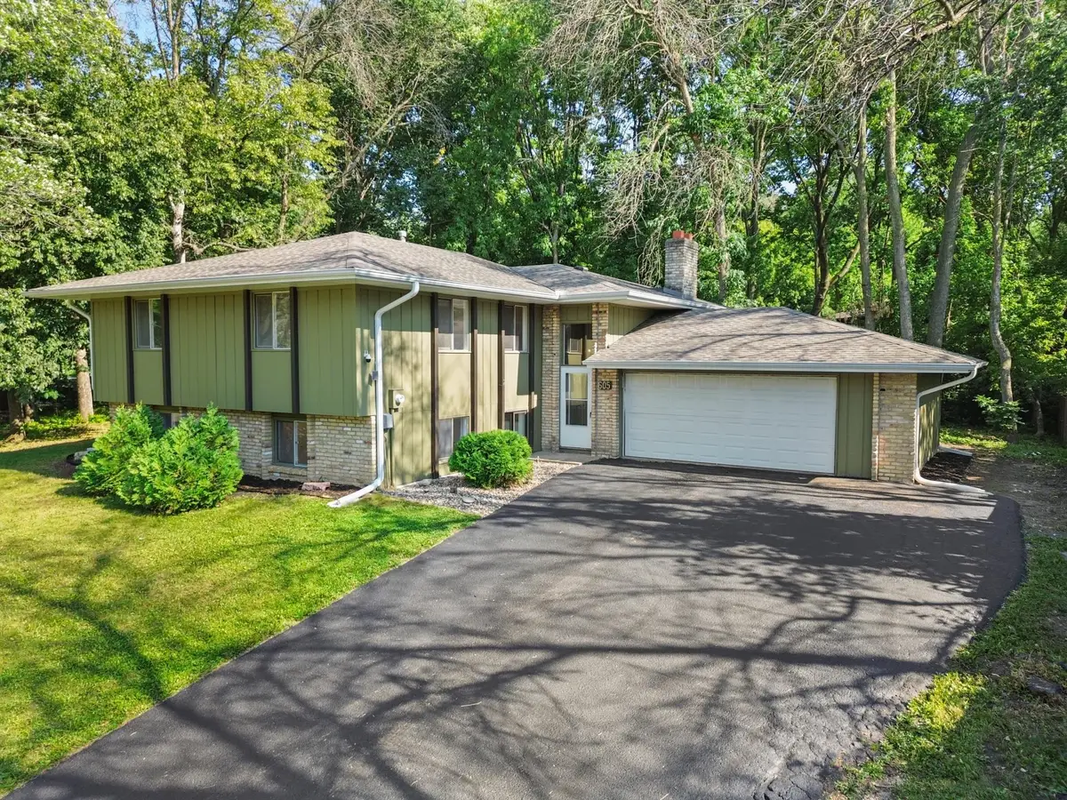 605 Pheasant Run, Burnsville, MN 55337 - #1