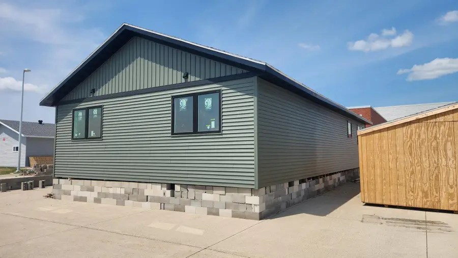 7150 25th Street S, Fargo, ND 58104 - #3
