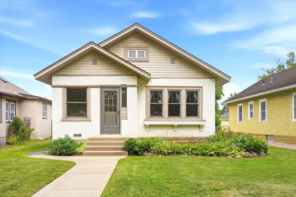 2929 34th Avenue S, Minneapolis, MN 55406