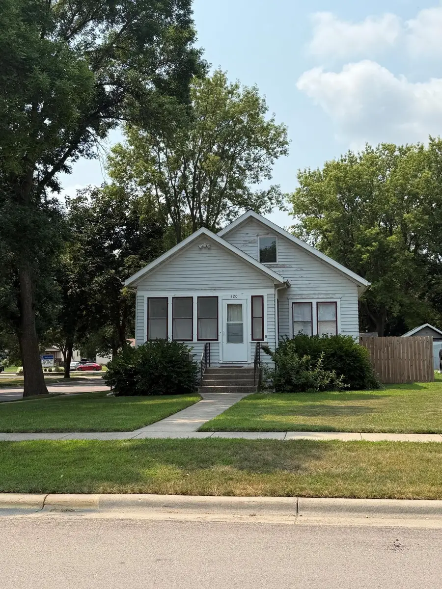 420 SW 11th Street, Willmar, MN 56201 - #2