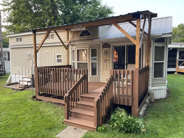 20429 326th St #9, Isle, MN 56342