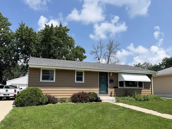 1911 4th Avenue Ne, Austin, MN 55912
