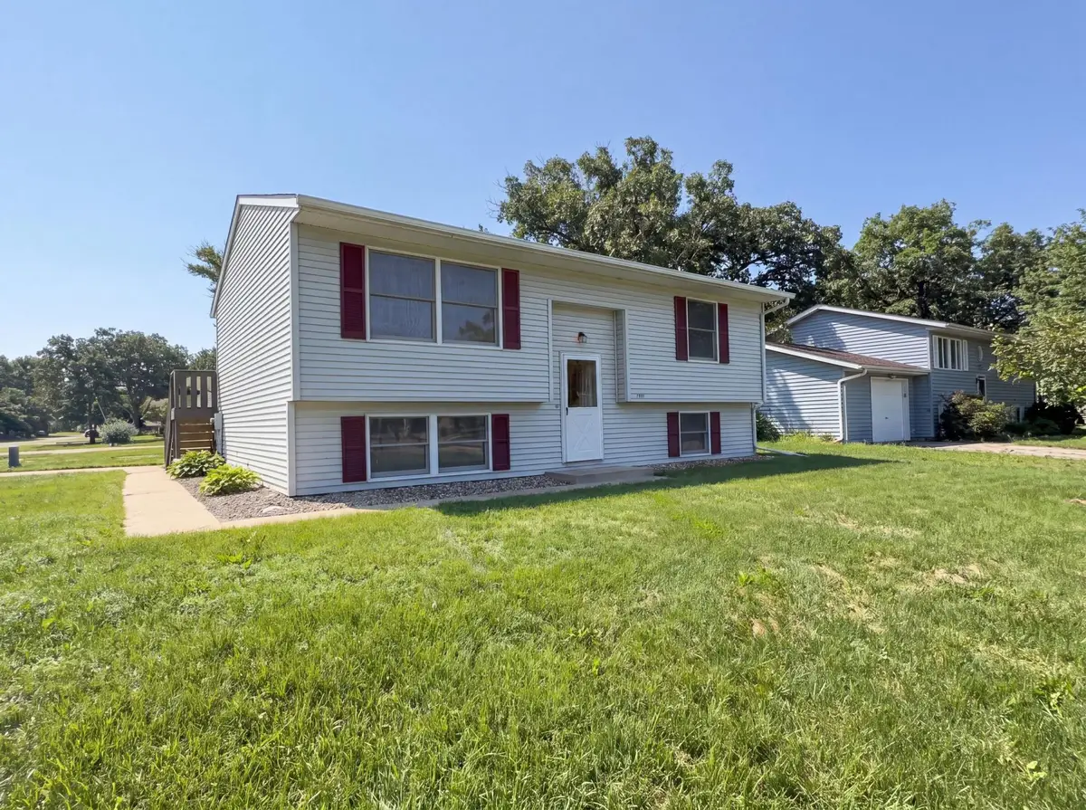 1720 24th Avenue Se, Rochester, MN 55904 - #1