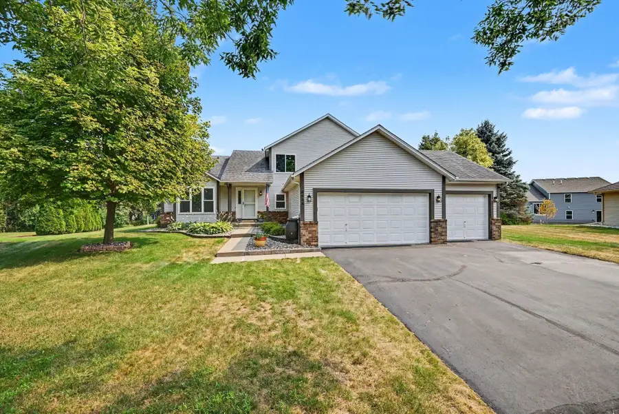 8695 Jorgensen Avenue S, Cottage Grove, MN 55016 - #2