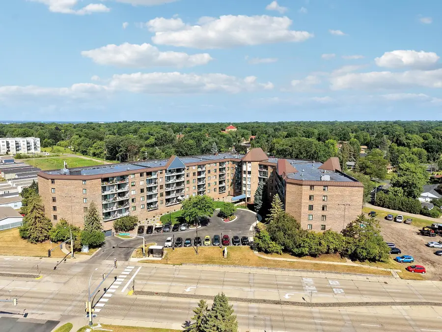 2601 Kenzie Terrace #412, Saint Anthony, MN 55418 - #2