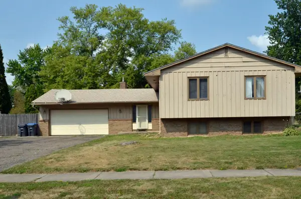 2775 Hilltop Court, North Saint Paul, MN 55109