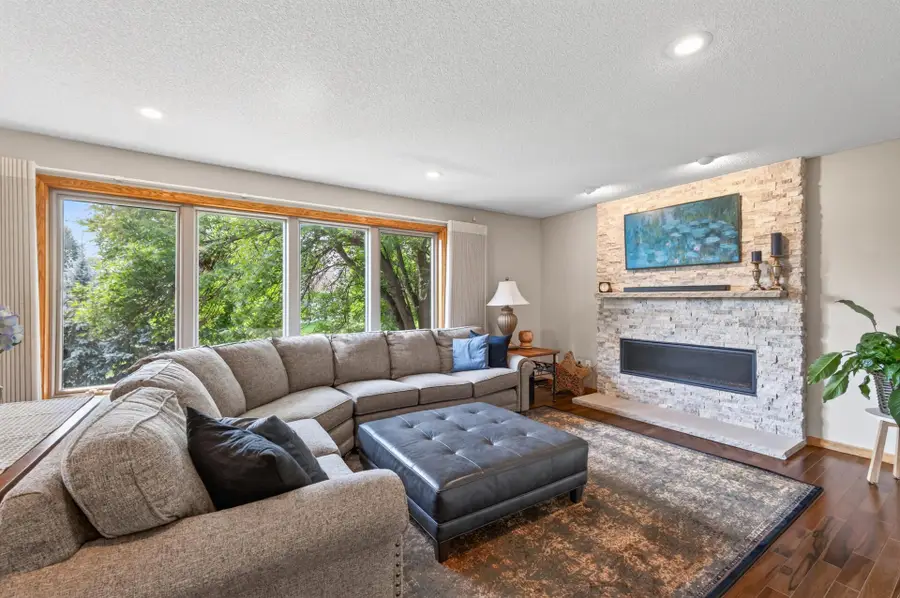 16637 83rd Avenue N, Maple Grove, MN 55311 - #2