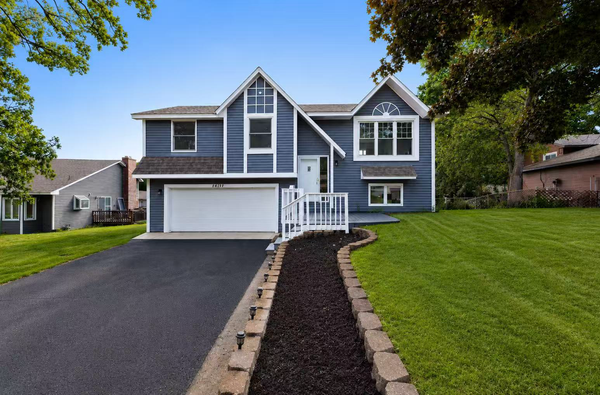 14191 Barium Street Nw, Anoka, MN 55303