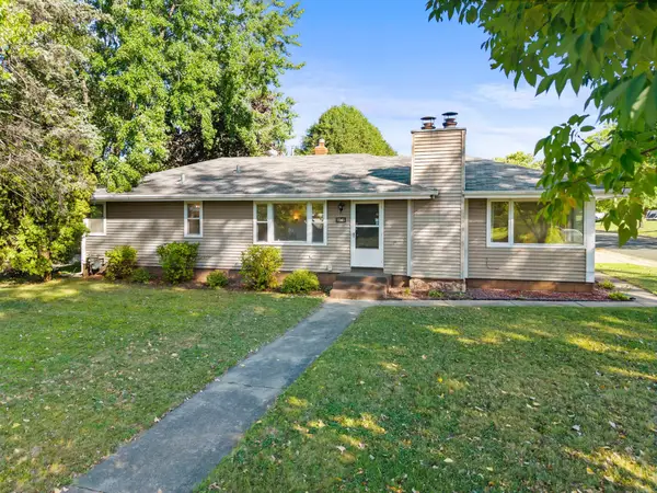 1041 Keefe Street, Eagan, MN 55121