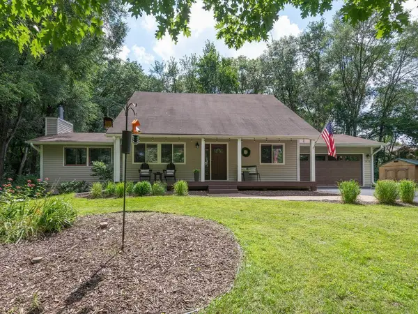 7875 44th Street Court N, Oakdale, MN 55128