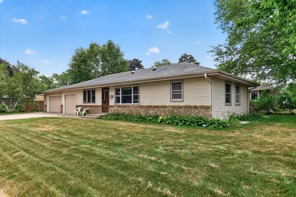 1601 E 82nd Street, Bloomington, MN 55425