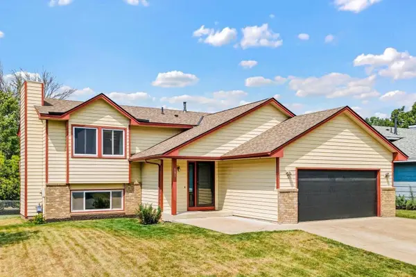 685 107th Lane Nw, Coon Rapids, MN 55448