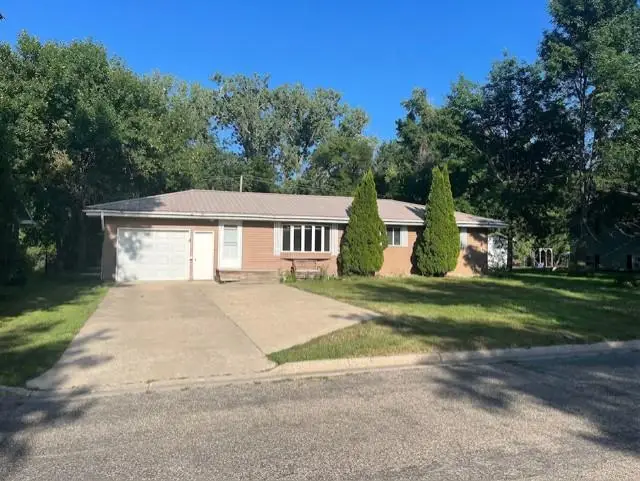 158 Maplewood Drive, Gwinner, ND 58040 - #1