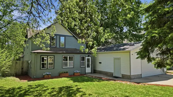 1035 E Main Street, Mankato, MN 56001
