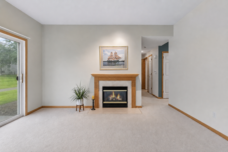 6889 Folkestone Road #711, Apple Valley, MN 55124 - #3