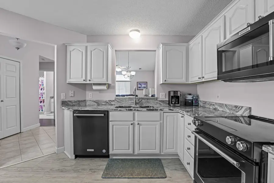 9300 Prairieview Trail N, Champlin, MN 55316 - #2