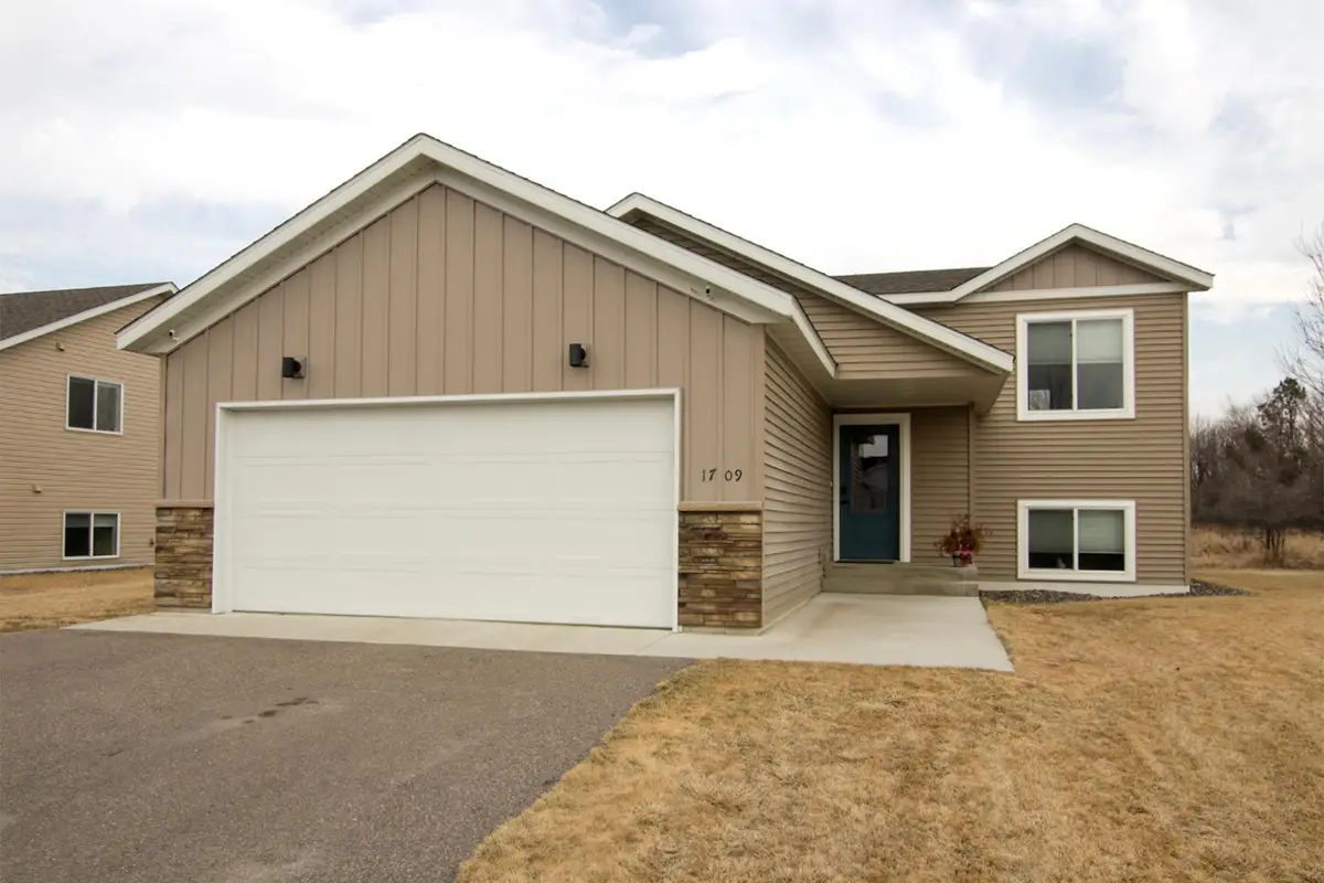 1709 Maple Leaf Lane, Litchfield, MN 55355 - #1