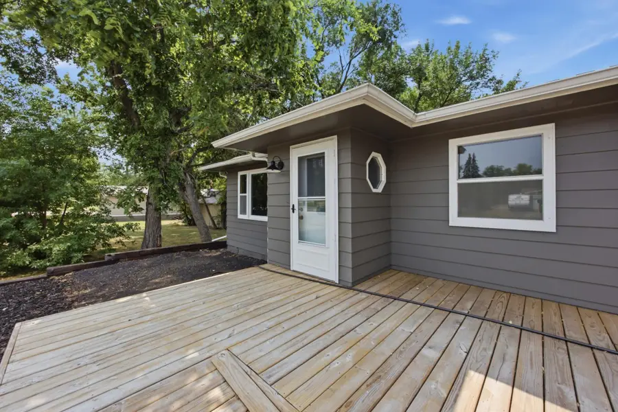 115 Park Avenue E, Hendrum, MN 56550 - #3
