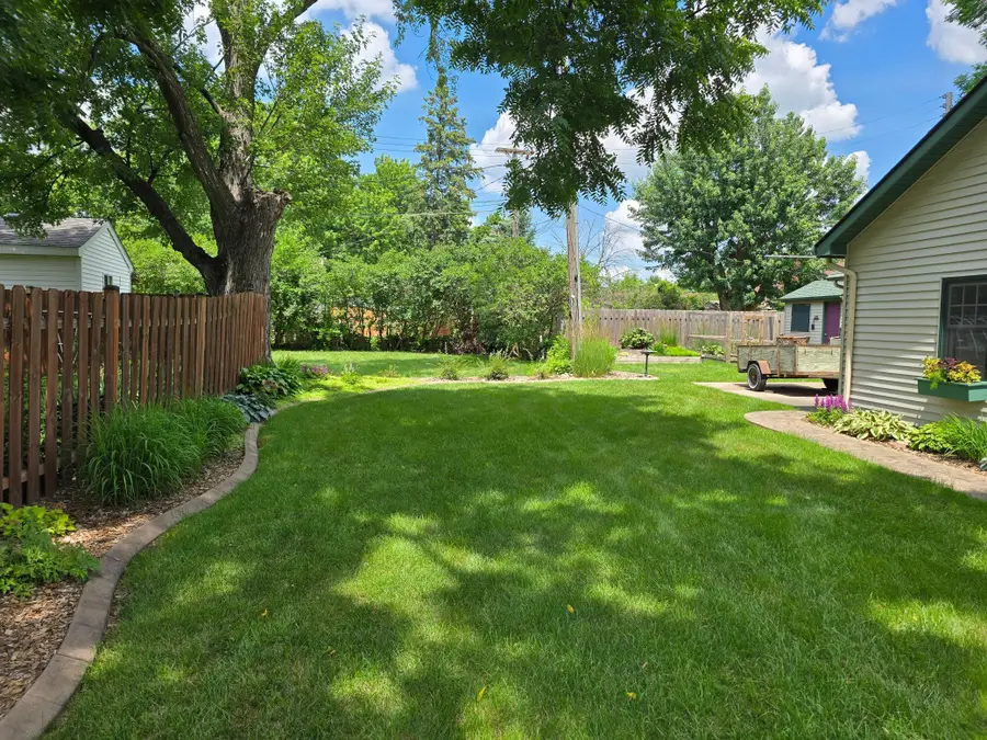 493 Wheelock Parkway W, Saint Paul, MN 55117 - #3