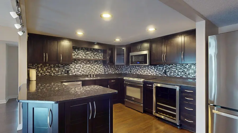 2100 Valkyrie Drive Nw #401, Rochester, MN 55901 - #2