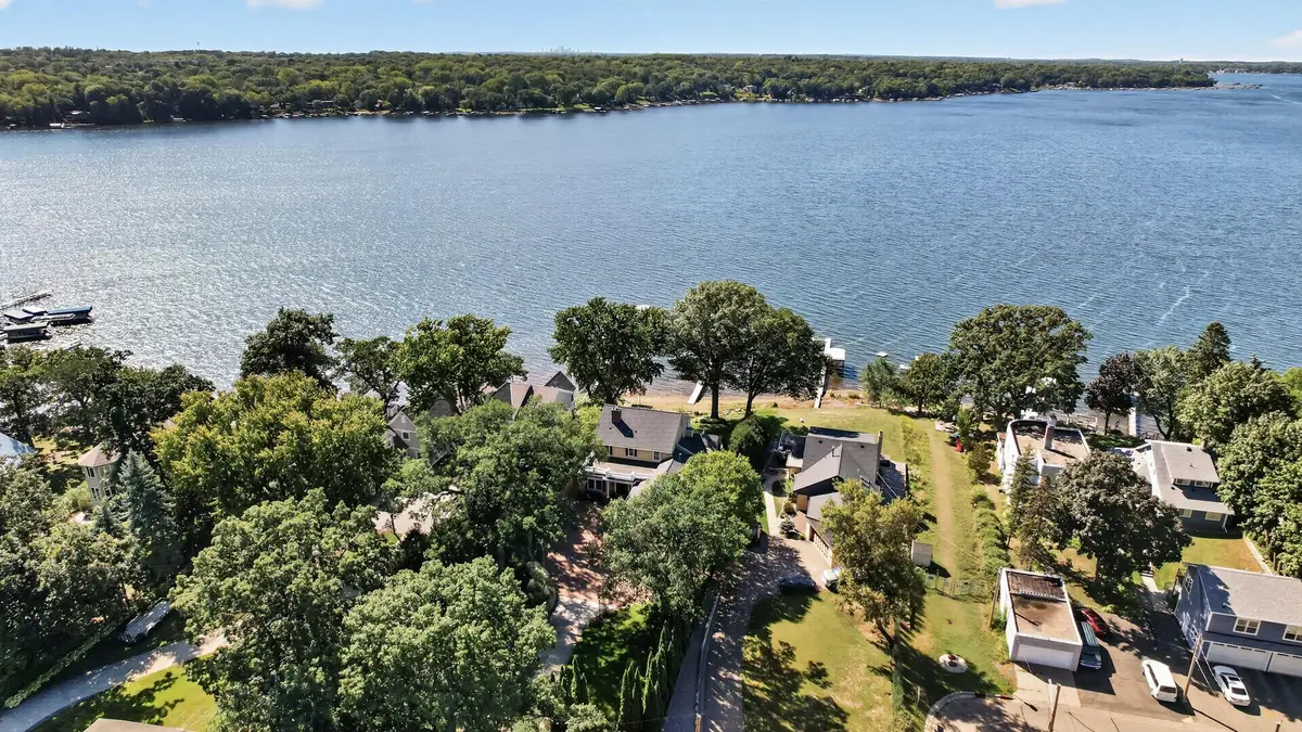 633 Park Avenue, Mahtomedi, MN 55115 - #1