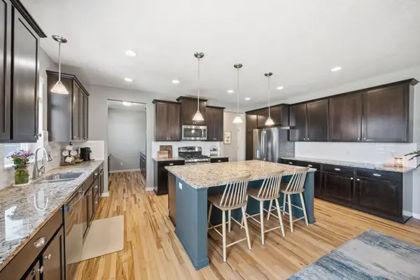 1088 Rosemary Court, Chaska, MN 55318