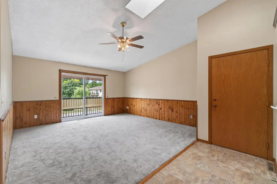 3276 Greenbrier Street #3276C, Vadnais Heights, MN 55127 - #3