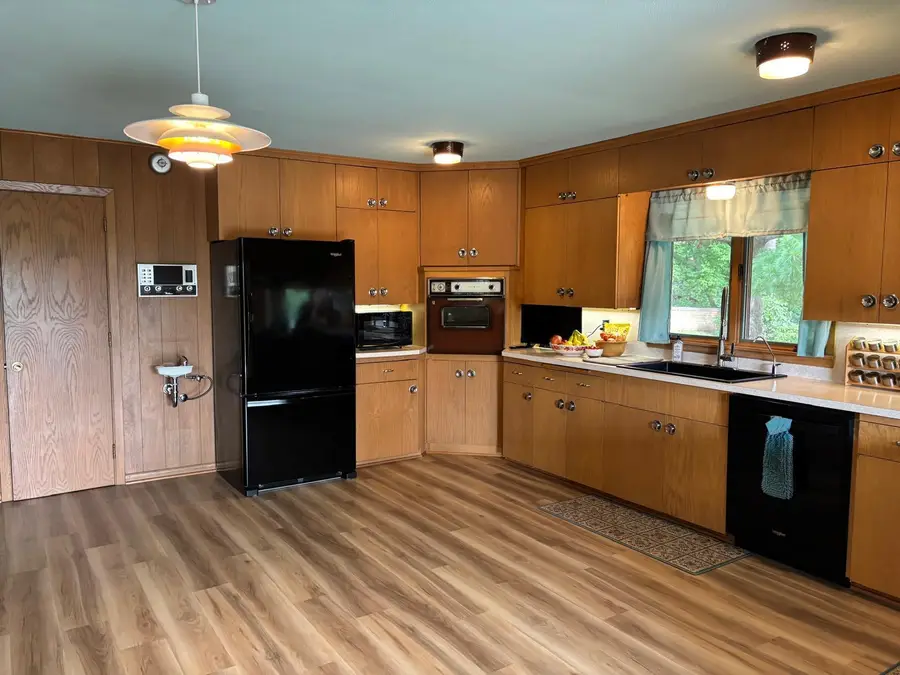 1472 Bridgeview Avenue, Eagan, MN 55121 - #3