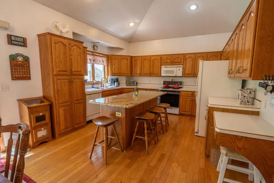 20810 Parkfield Avenue, Jordan, MN 55352 - #2