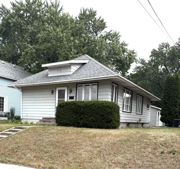 218 9th Avenue N, Waite Park, MN 56387