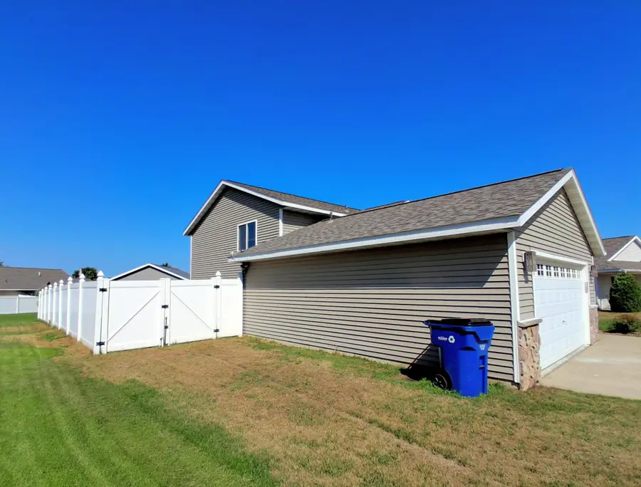 2175 67th Avenue N, Saint Cloud, MN 56303 - #2