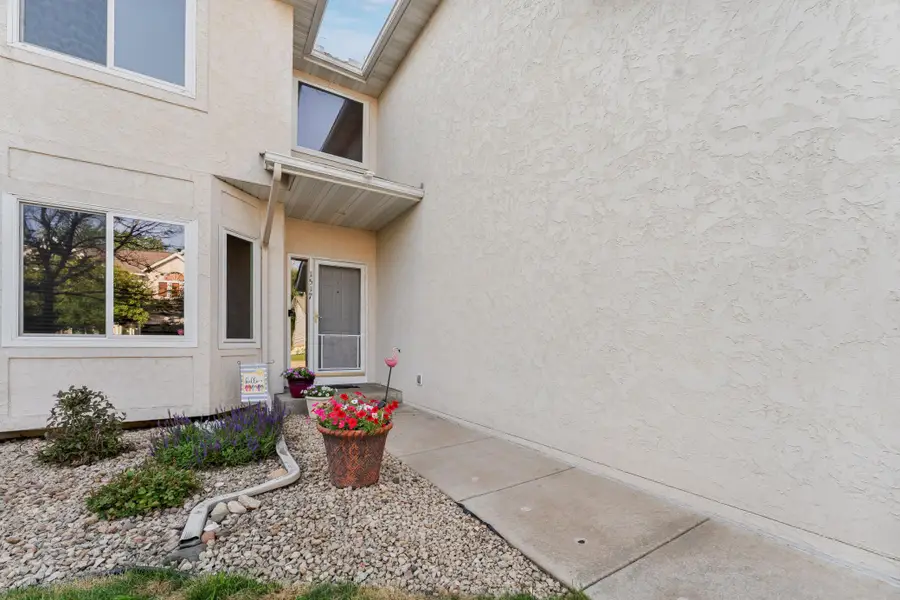 1517 Deerwood Bend, Eagan, MN 55122 - #3