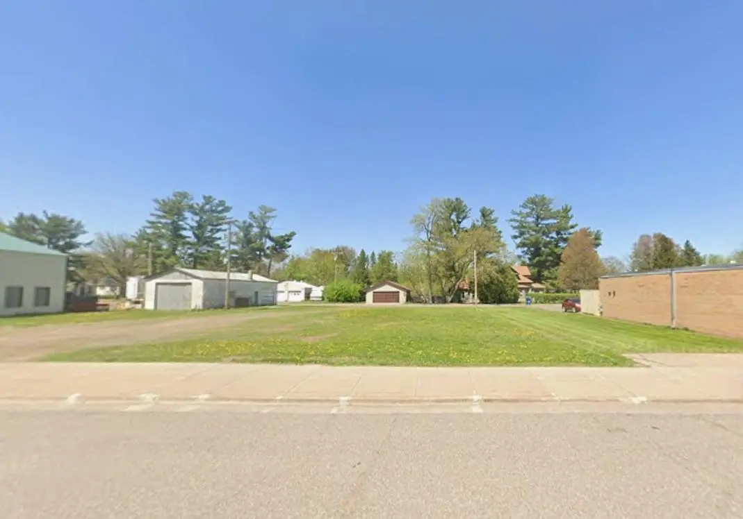 608 Main Street W, Isle, MN 56342 - #1