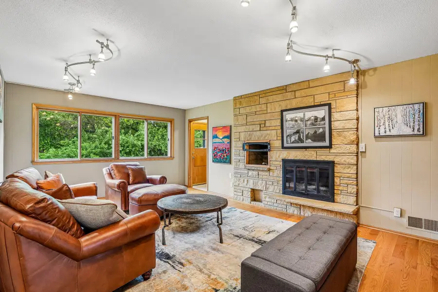 1525 Saint Croix Circle, Golden Valley, MN 55422 - #2