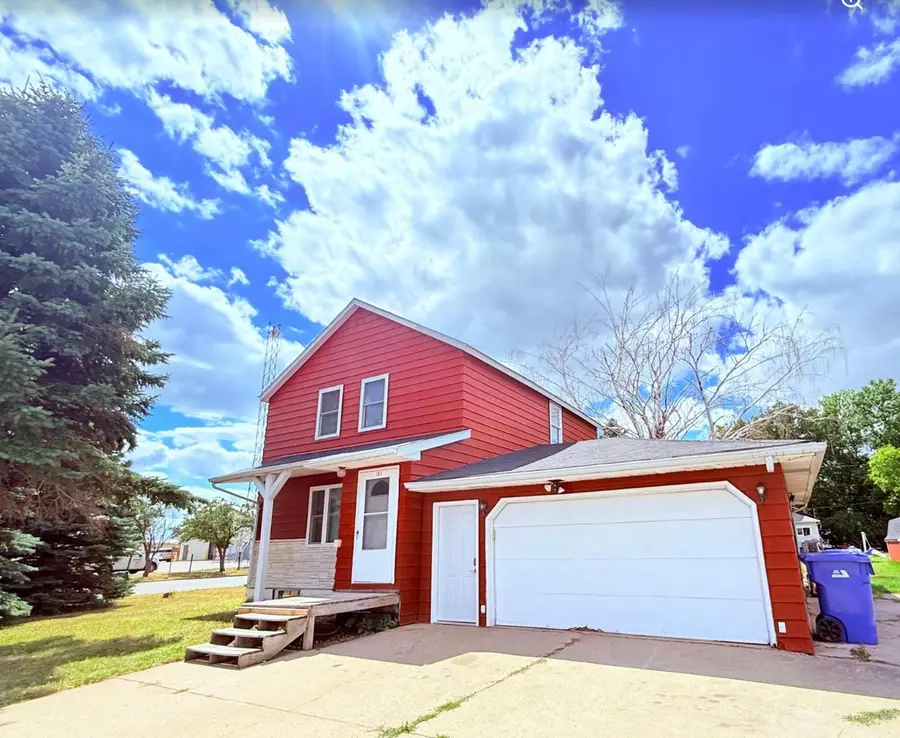 107 7th Street Se, Dilworth, MN 56529 - #2