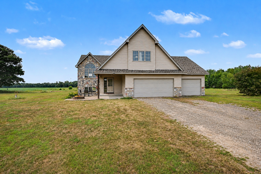 35824 Lincoln Road, North Branch, MN 55056 - #2