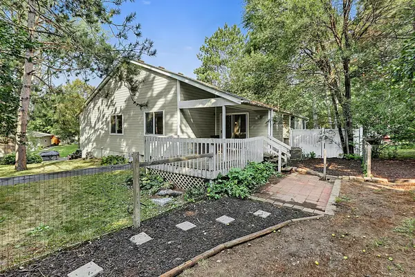 1045 Benedict Drive, Sauk Rapids, MN 56379