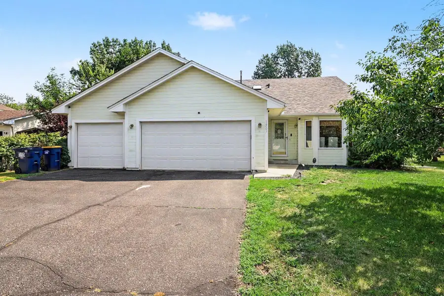 1207 Dakota Street S, Shakopee, MN 55379 - #2