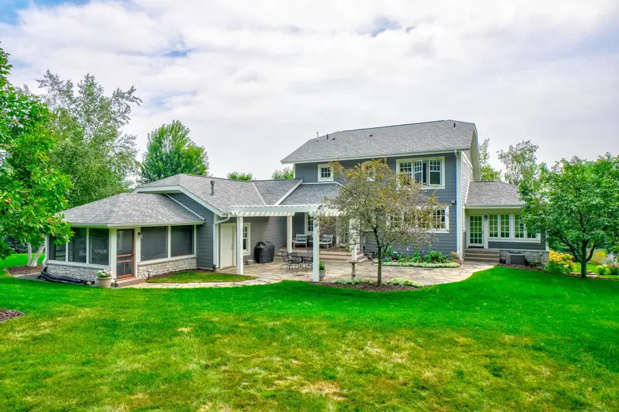 2156 Paris Avenue N, West Lakeland, MN 55082 - #3