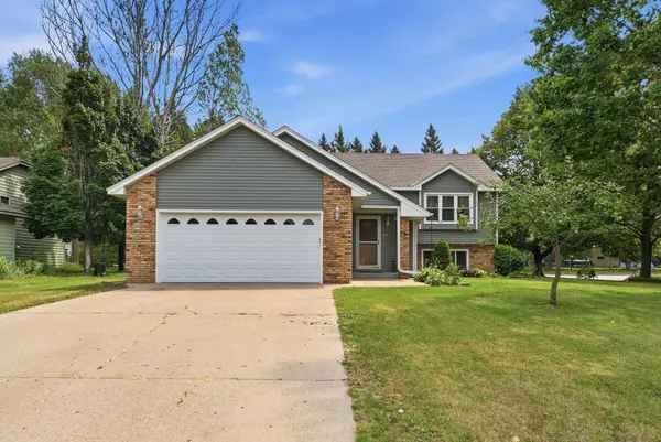 402 8th Avenue N, Sartell, MN 56377