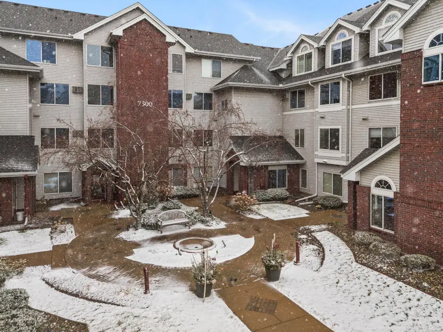 7500 Edinborough Way #3308, Edina, MN 55435 - #2