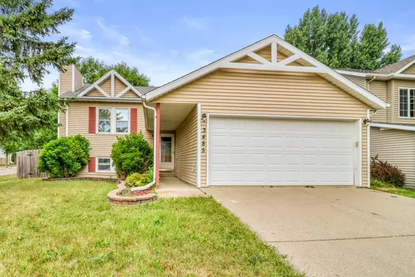 3485 18th Street S, Fargo, ND 58104