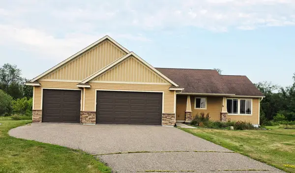 439 Jordyn Lane, Hudson, WI 54016