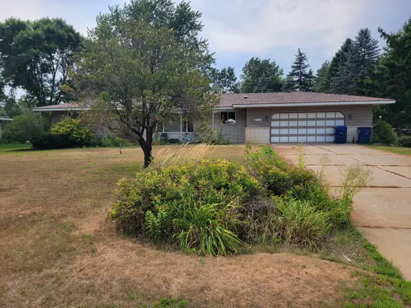 1023 Bromo Avenue, Saint Cloud, MN 56303