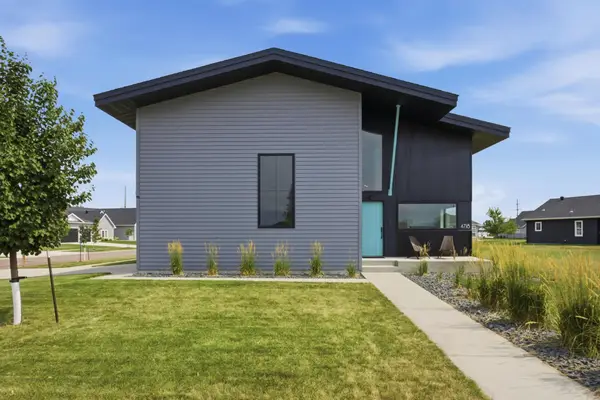4718 Foxtail Lane S, Fargo, ND 58104