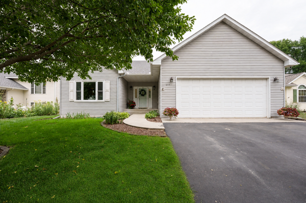 1317 7th Street N, Cannon Falls, MN 55009